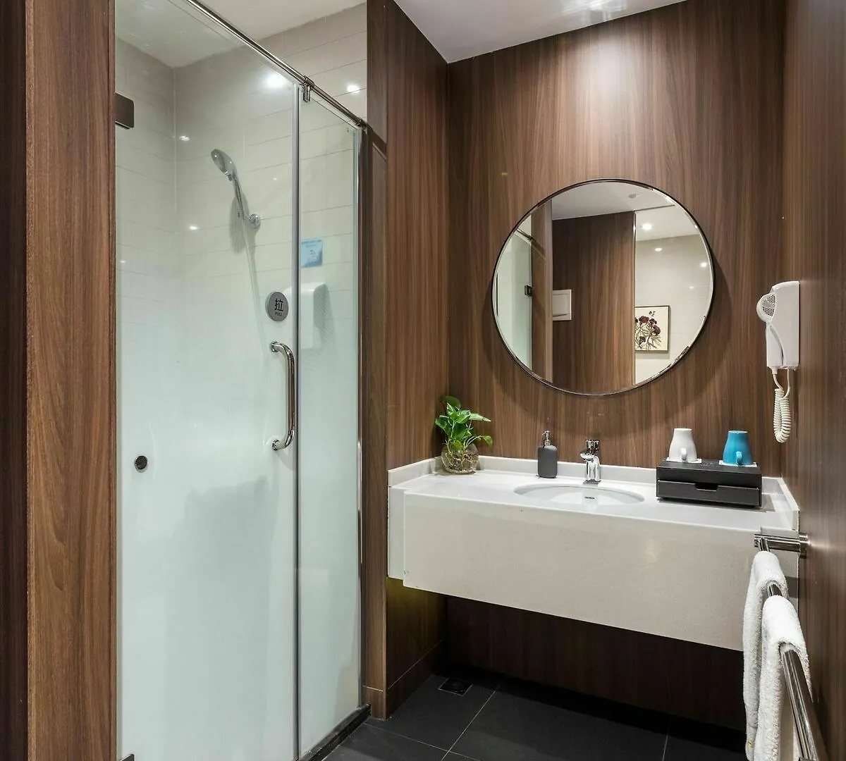 Meijin Serviced Apartment 소주 3*,
